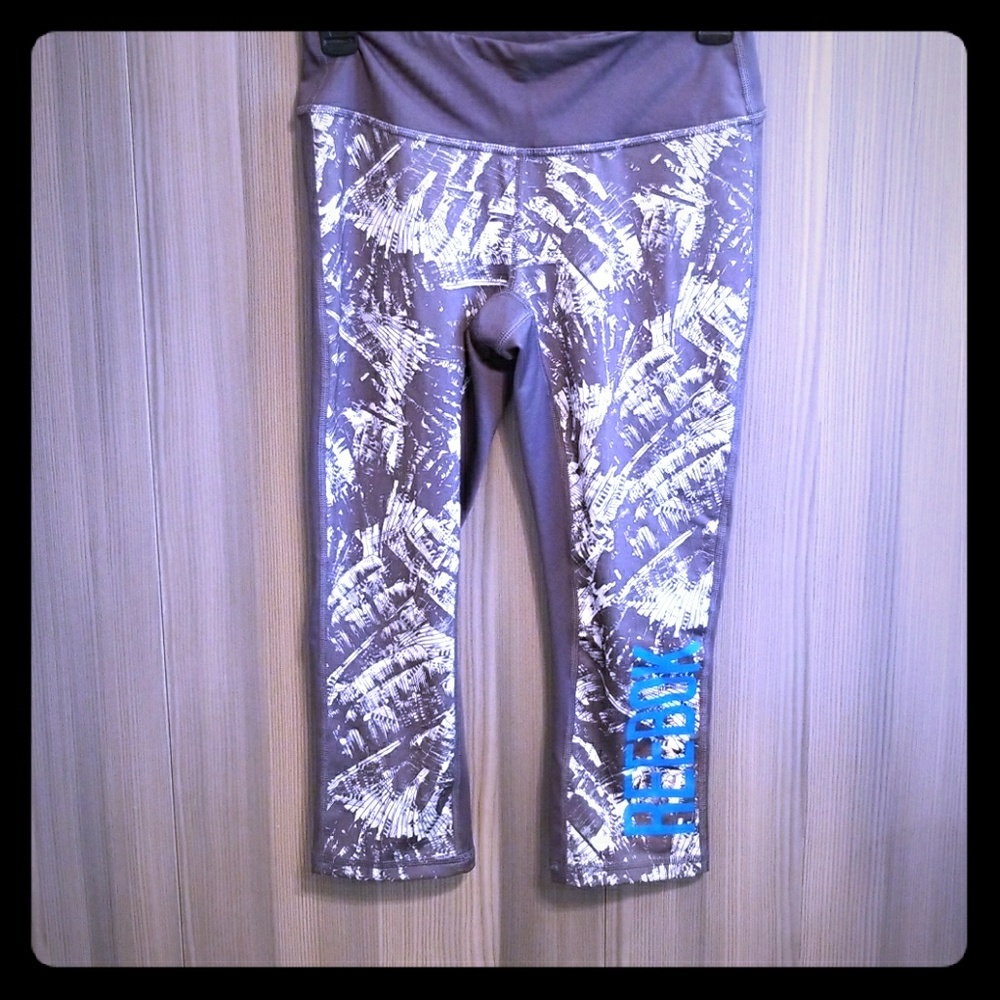 REEBOK CAPRI WORK OUT PANT